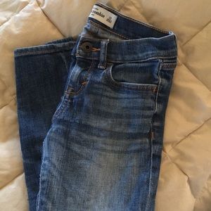 Abercrombie kids Capri